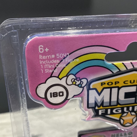 NEW: Pop Culture Micro Figures: Hello Kitty in Unicorn Costume - Mini Figure - Picture 9 of 9